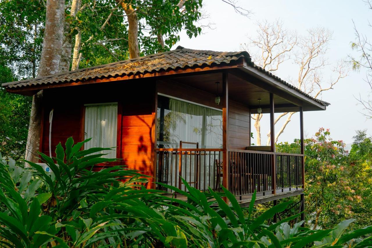 Southern Panorama Indriya Resorts & Spa ムンナール エクステリア 写真