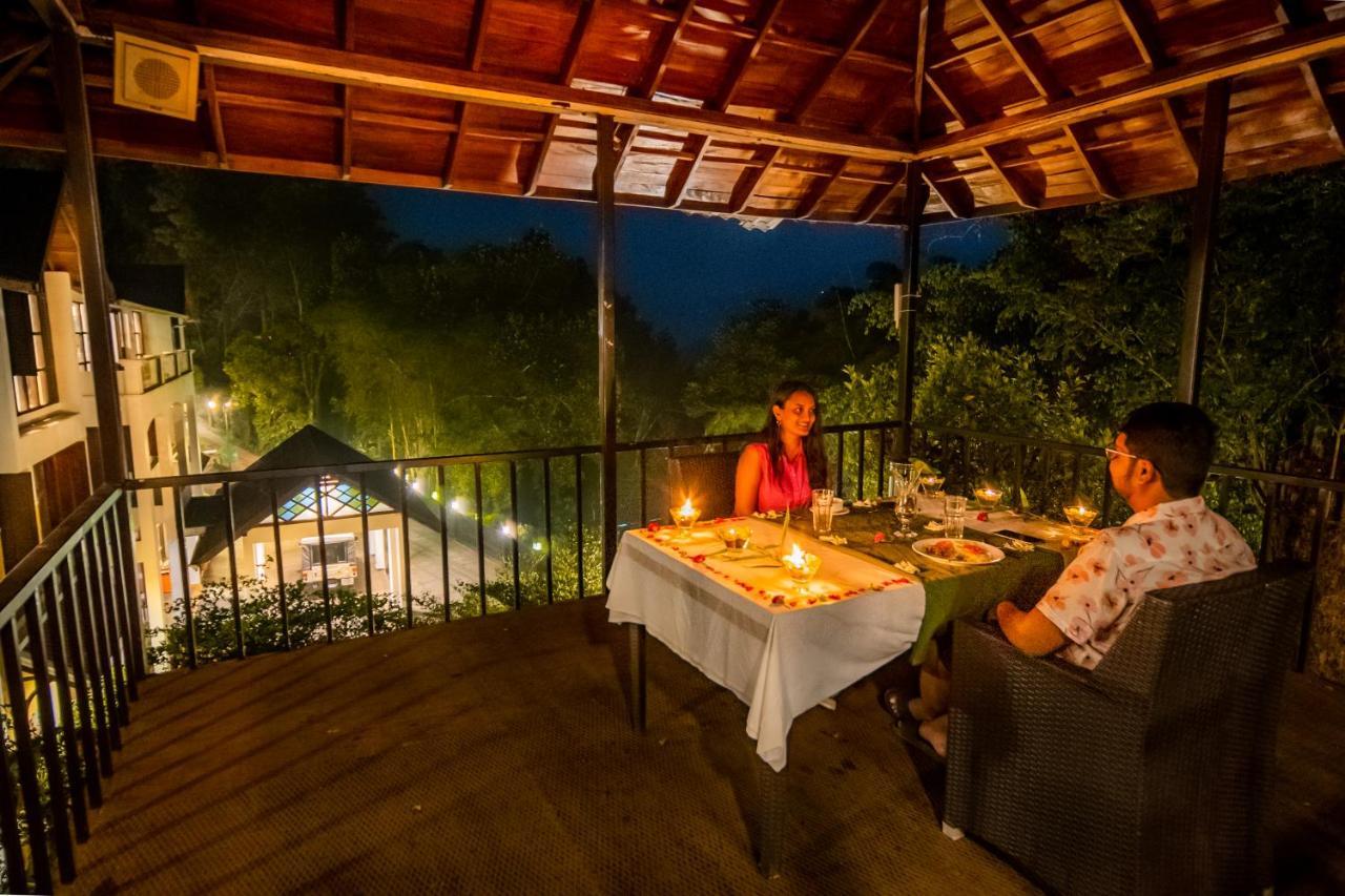 Southern Panorama Indriya Resorts & Spa ムンナール エクステリア 写真
